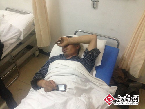 昆明跑马山殡仪馆一在建工地发生垮塌 致1人死亡10人受伤(组图)