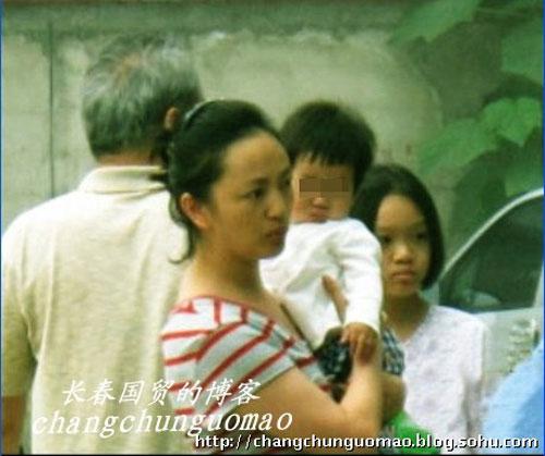 揭嫁得好的二三线女星 “可云”家别墅带瀑布