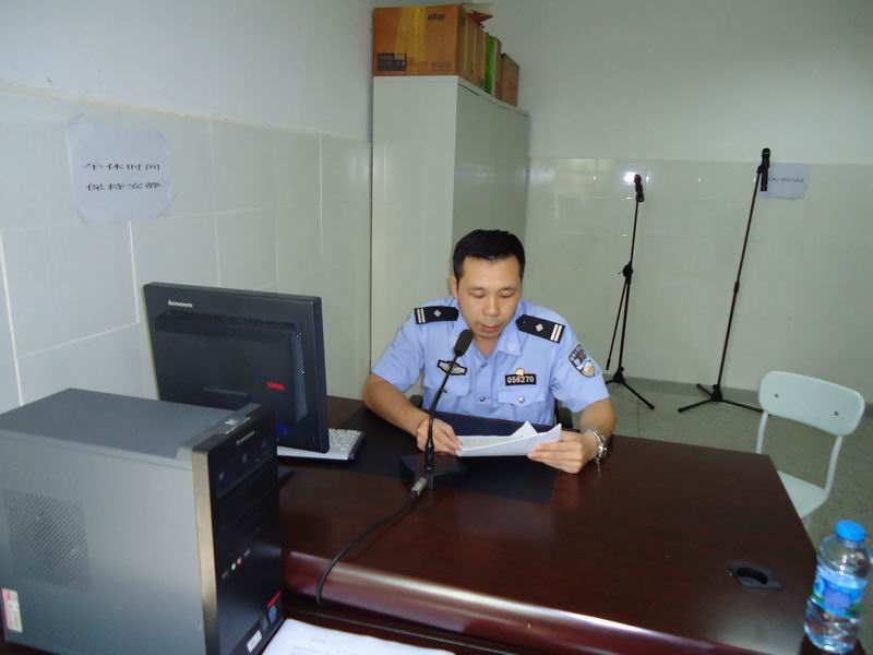 市公安局福田派出所走进校园开展暑期安全教育