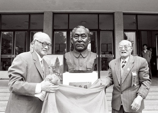 追忆百年清华园的脸孔:以学习西学起家以中国气概立足