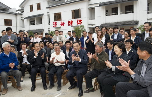 李克强在福建考察