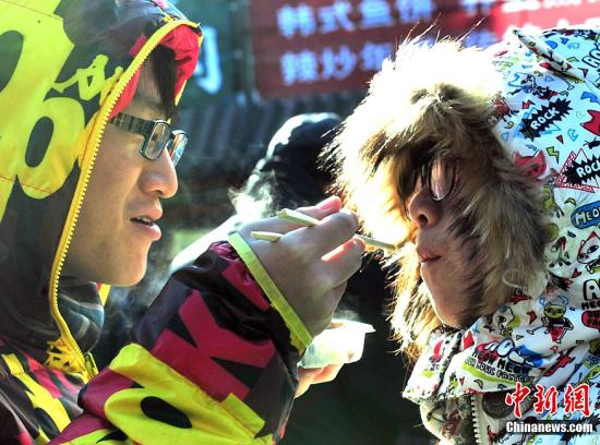国人别样方式开启“龙年”大幕