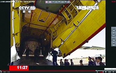 神十飞船运抵酒泉 实拍押运车队运送过程