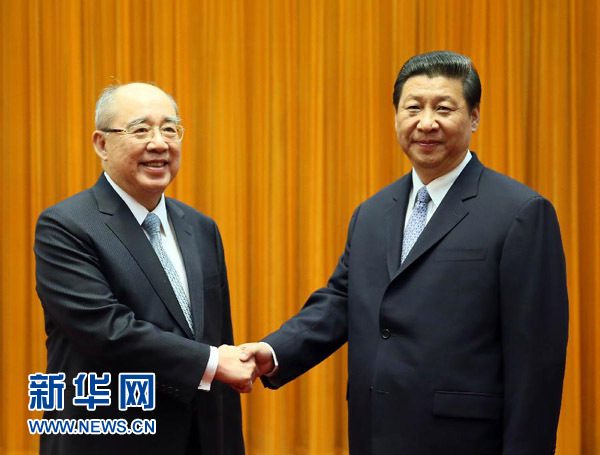 中共中央总书记习近平会见中国国民党荣誉主席吴伯雄