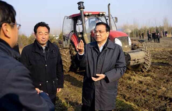 李克强鼓励黑龙江两大平原趟出农业现代化改革新路