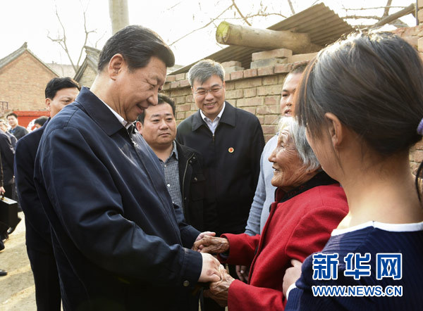 习近平：要把群众看成我们的父母 看成我们的兄弟姐妹