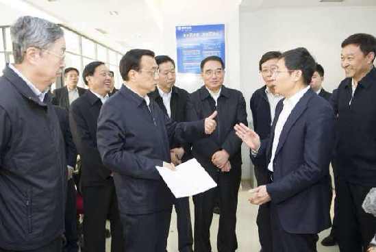 李克强：金融创新的目的和意义应是支持老百姓就业、创业