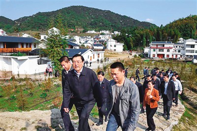 七常委与七个村庄的故事
