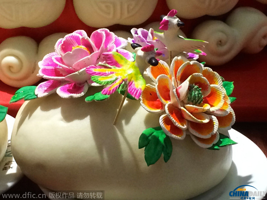 山西民间美食艺术：寿桃馒头