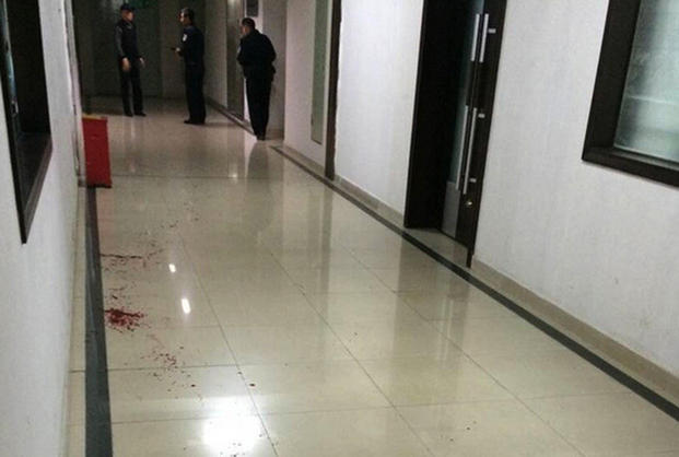 科技园2死4伤命案：男子跑到原公司砍杀5人后跳楼身亡