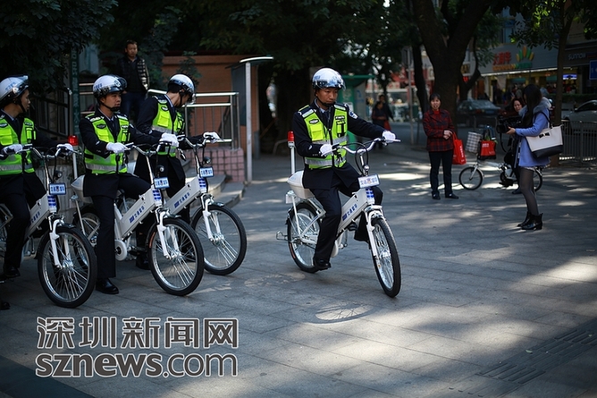 深圳三千督导员上路专查违停