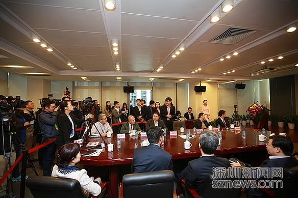 深圳车牌第二次竞拍遇冷 23人以底价1万元幸运成交