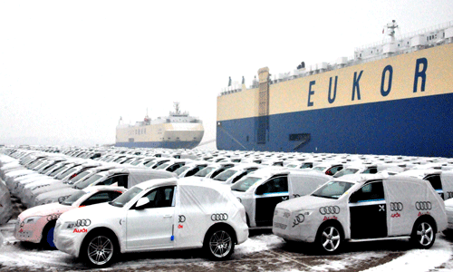 天津港环球滚装码头凸现大滚装发展强势 首批2774辆外贸进口商品车顺利接卸下地