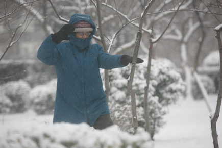天津市民雪中健身