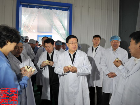 黄兴国:让老百姓吃得放心用得安心