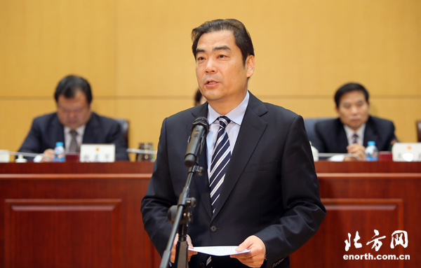 市十六届人大常委会举行第十三次会 肖怀远讲话