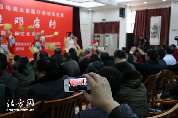 “文化惠民”百场演出基层行启动 辐射全市区县