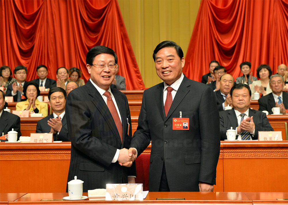 天津市政协十三届三次会议闭幕