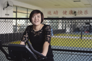 胖妹10个月减56公斤 不吃药靠健康饮食运动减肥