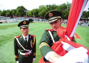 滨海新区举行18岁成人宣誓仪式