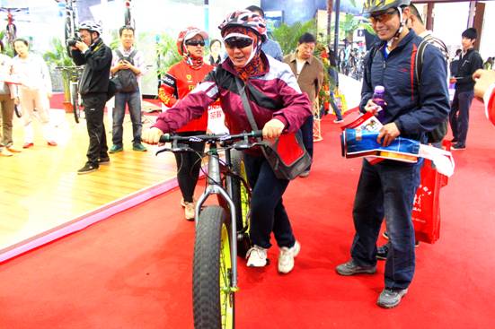 第十四届中国北方国际自行车电动车展览会在津开幕
