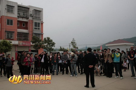 名博见证重建奇迹 网络传递中国力量 全国第四届专家博客笔会在川圆满落幕