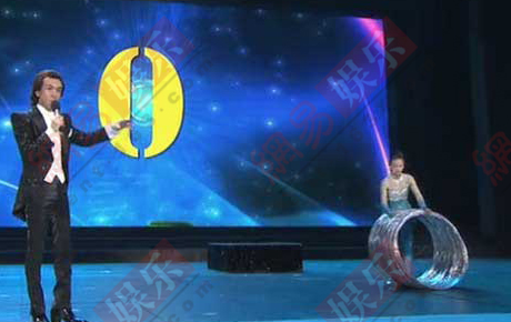 盘点春晚穿帮“插曲(组图)