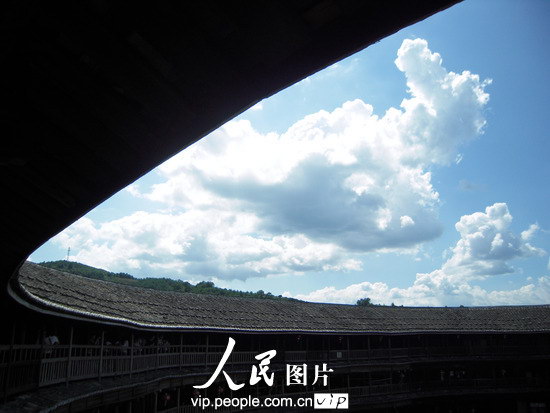 组图:实拍福建永定客家土楼