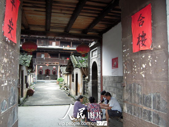 组图:实拍福建永定客家土楼