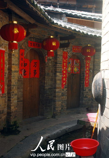 组图:实拍福建永定客家土楼
