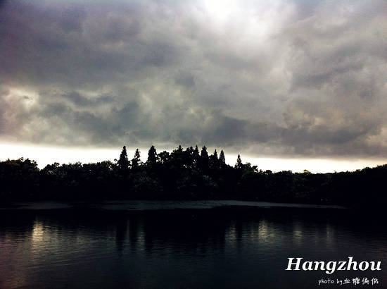 悠游人间天堂 赏雨后西湖美景