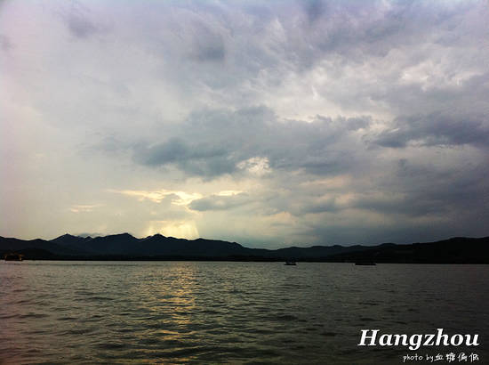 悠游人间天堂 赏雨后西湖美景