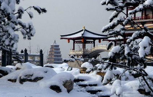西安古城赏最美雪景 漫步其中恍如仙境