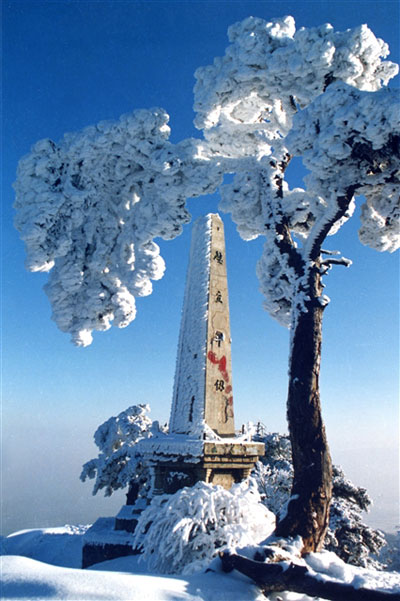 西安古城赏最美雪景 漫步其中恍如仙境