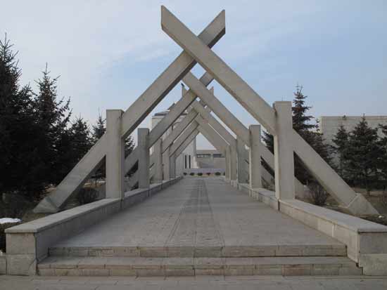 哈尔滨玲珑剔透的冰雪大世界(组图)
