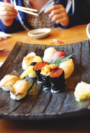 北海道火车美食之旅 札幌帝王蟹滋滋美味（图）
