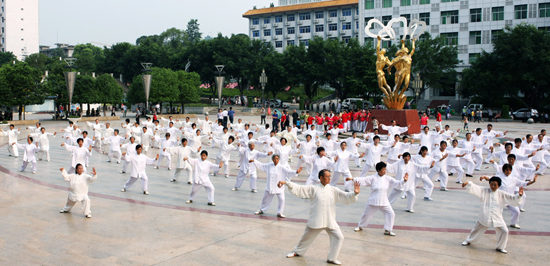 广元：低碳苍溪县 奋进梨乡人