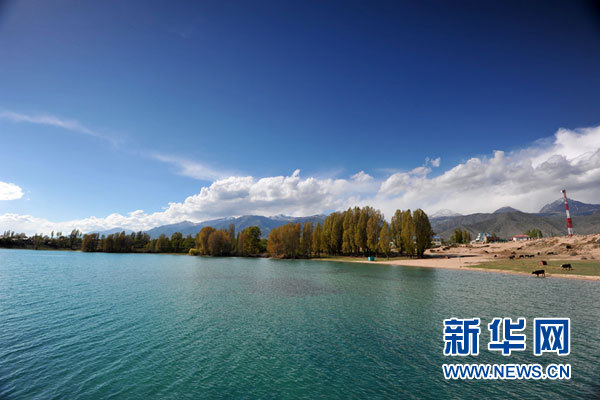 世界第二大高山湖泊伊塞克湖