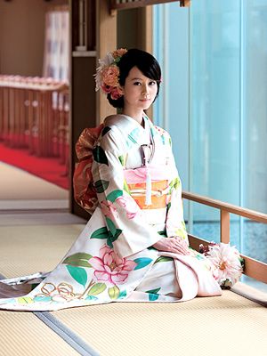 日本的女性为何喜欢下跪服侍男人？