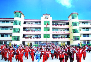 十年攻坚结硕果――昌都地区教育“两基”工作综述 - 中国日报网