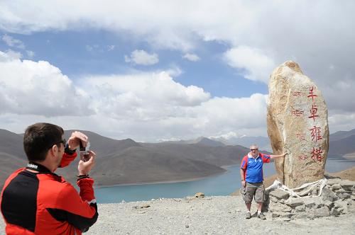 西藏著名景点分别在哪些地方 dd269ba6d281f72e66d02728964a45dc.jpg