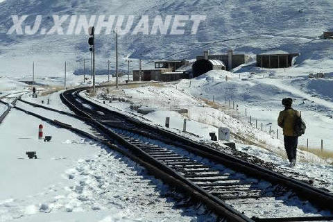 天山深处的小站---乌斯特（图）