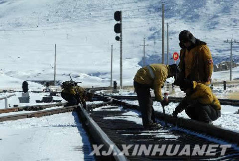 天山深处的小站---乌斯特（图）