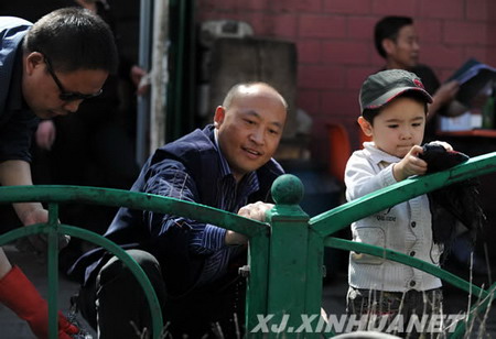 春天到　勤除尘