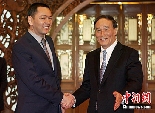 王岐山会见吉尔吉斯副总理:落实重点合作项目