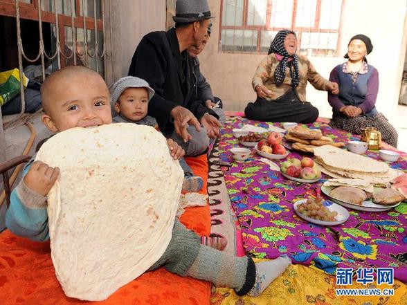 揭秘新疆著名“非遗”美食“恰皮塔”！