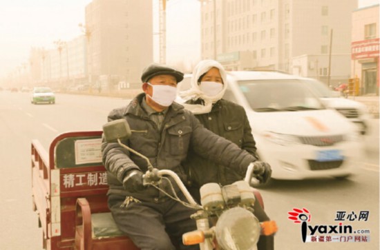 2015年首场沙尘暴袭击巴州 专家：比往年来得要早一些