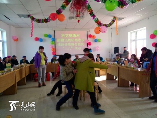 新疆和布克赛尔县：村里热热闹闹的“妇女节”