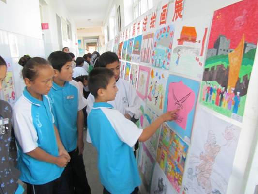 和硕县第一中学举行第七届书法绘画大赛优秀作品展