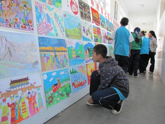 和硕县第一中学举行第七届书法绘画大赛优秀作品展